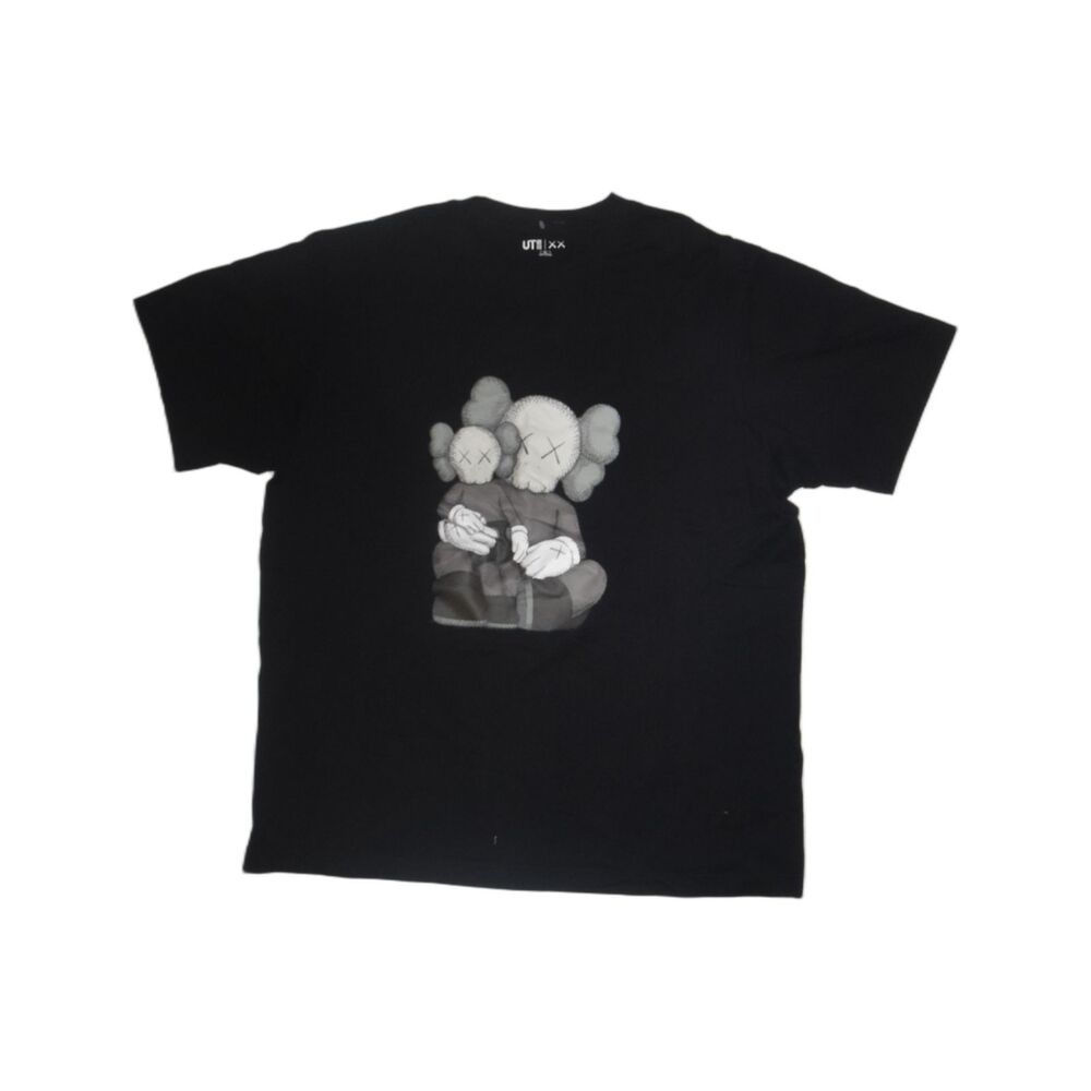 KAWS x Uniqlo UT Short Sleeve Graphic T-Shirt - XL